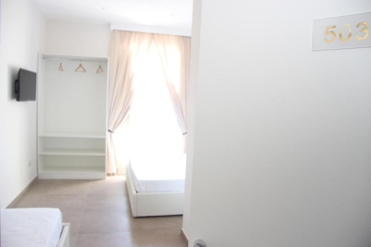 Couette-café Philip Royal Naples